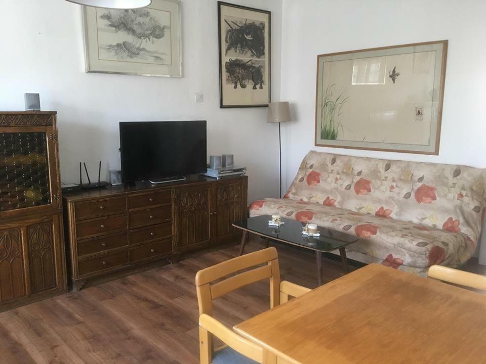 سكوبجي Double M City Center Apartments المظهر الخارجي الصورة